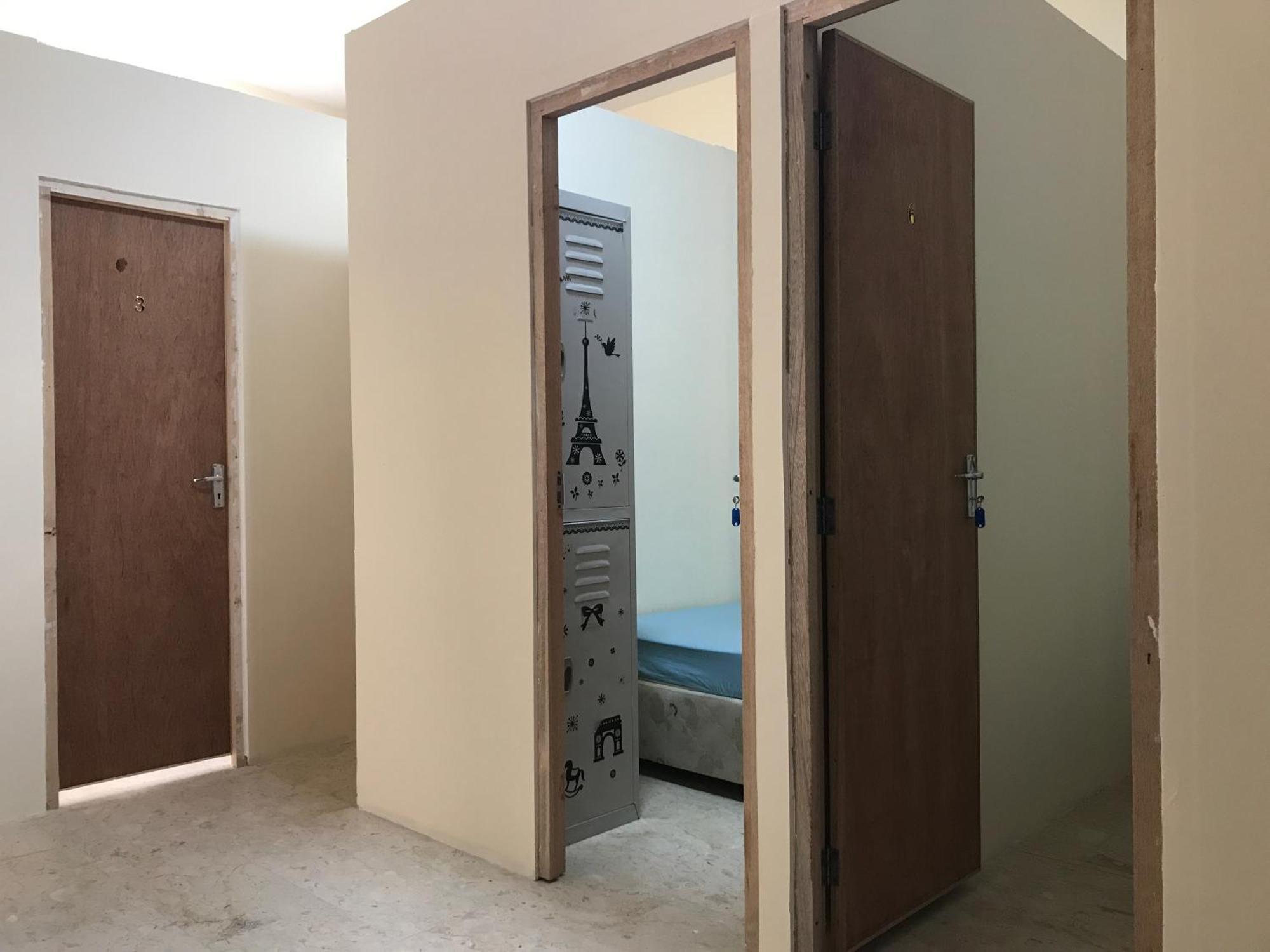 Backpacker'S Bed - No Parking Space アブダビ エクステリア 写真